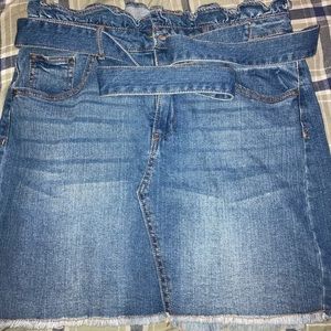 denim belted skirt